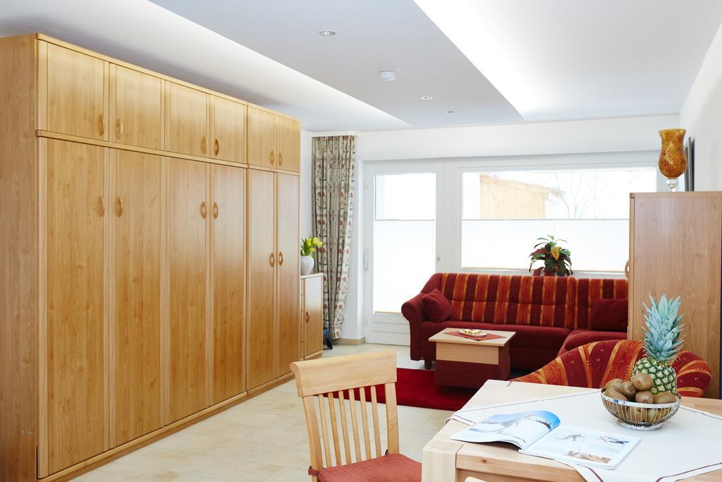 Ferienwohnung Angermeier オーベルストドルフ エクステリア 写真